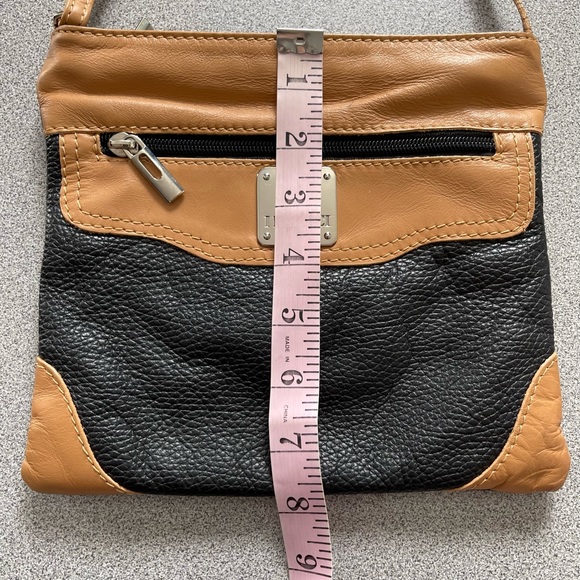 Vintage I Medici Firenze Black & Tan Leather Crossbody Bag - Picture 9 of 11
